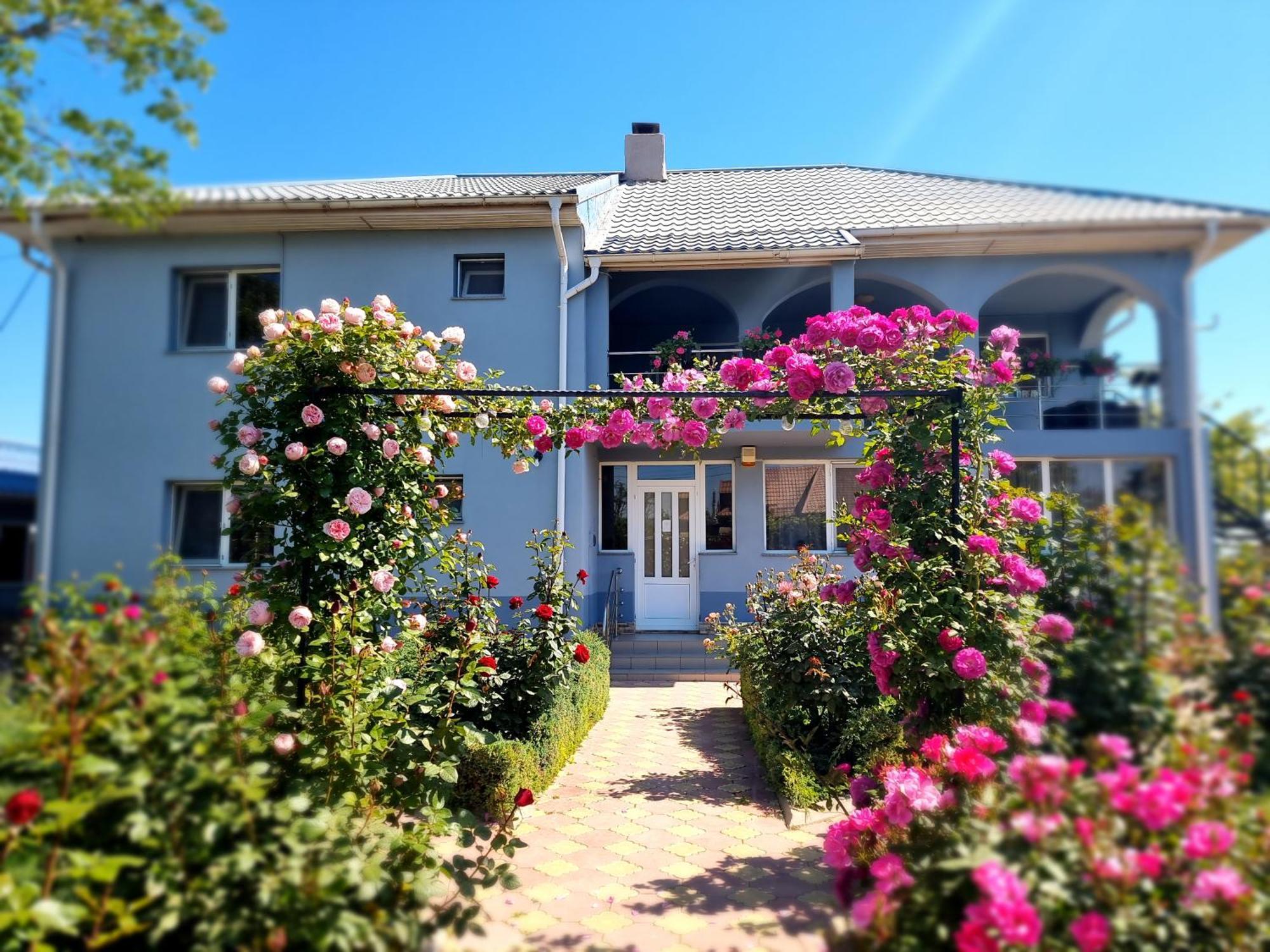 Casa Cu Trandafiri Муругіль Екстер'єр фото